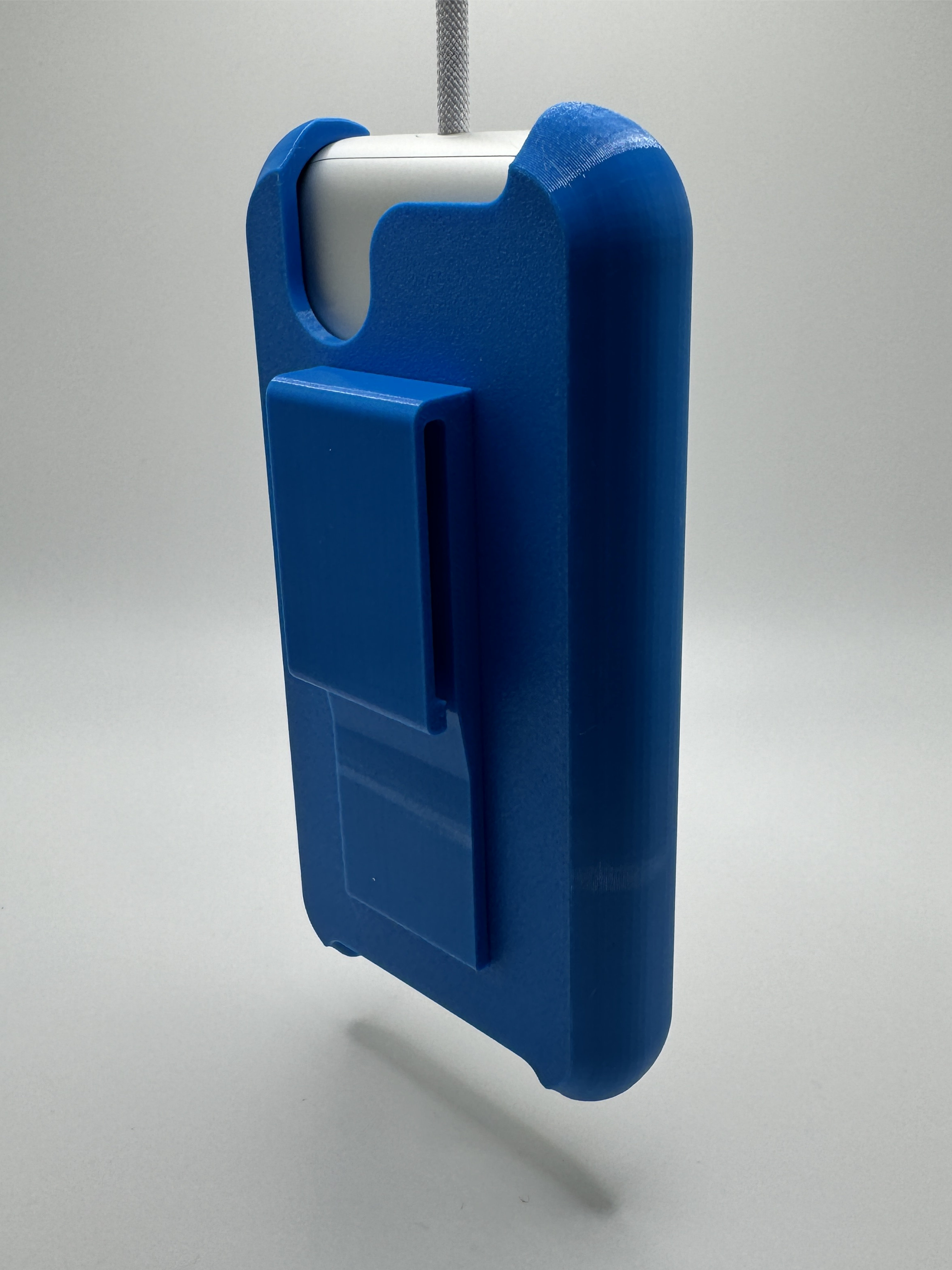 A picture of the holder in Blue